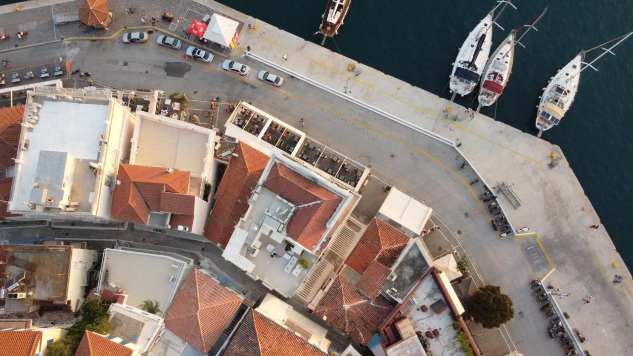 The Manessi City Boutique Hotel Poros Town 外观 照片