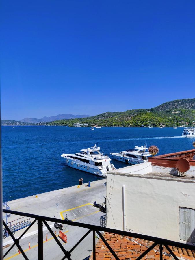 The Manessi City Boutique Hotel Poros Town 外观 照片