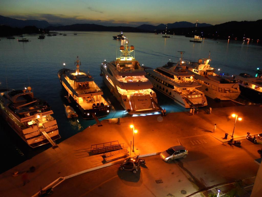 The Manessi City Boutique Hotel Poros Town 外观 照片