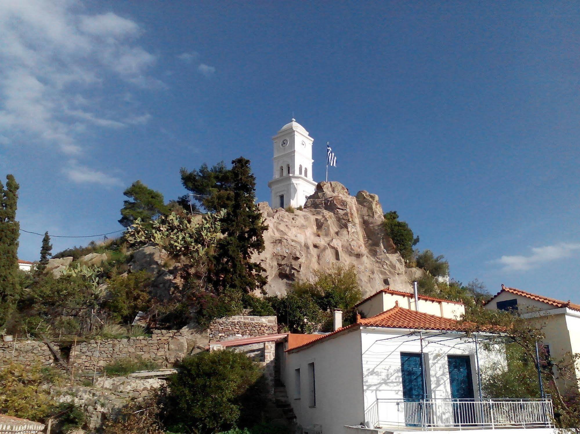 The Manessi City Boutique Hotel Poros Town 外观 照片