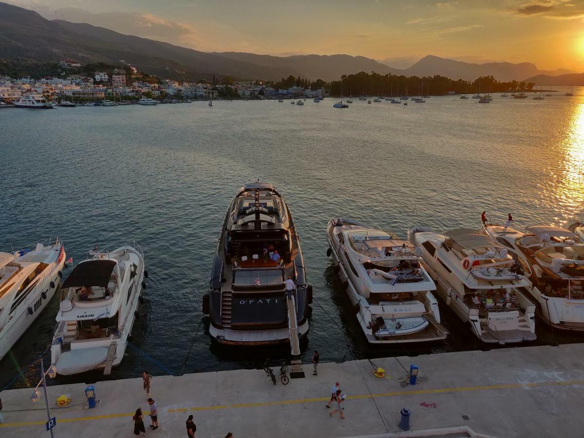 The Manessi City Boutique Hotel Poros Town 外观 照片